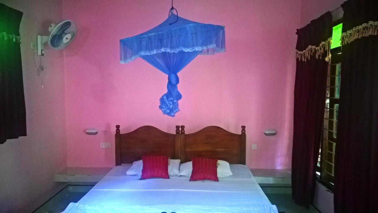 Sigiri Holiday Inn Inamaluwa Экстерьер фото
