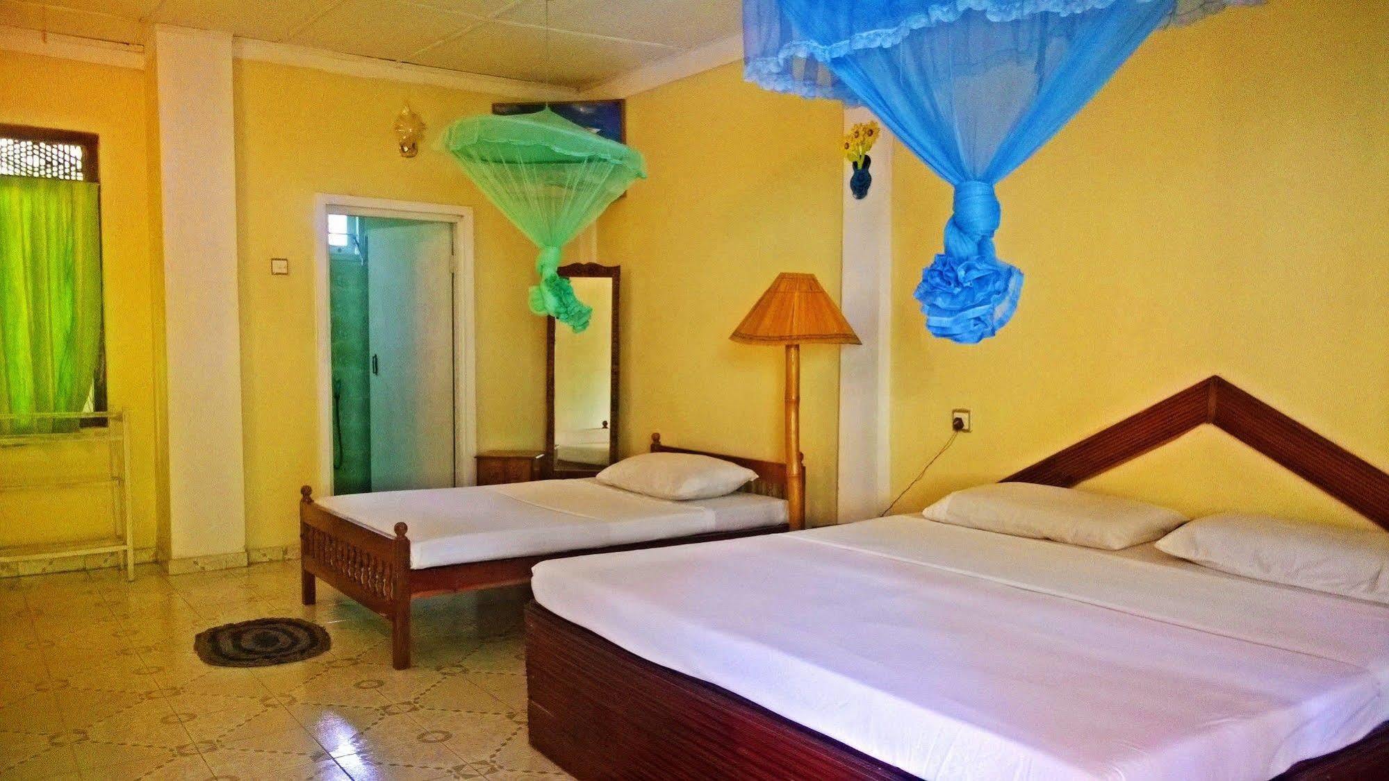 Sigiri Holiday Inn Inamaluwa Экстерьер фото
